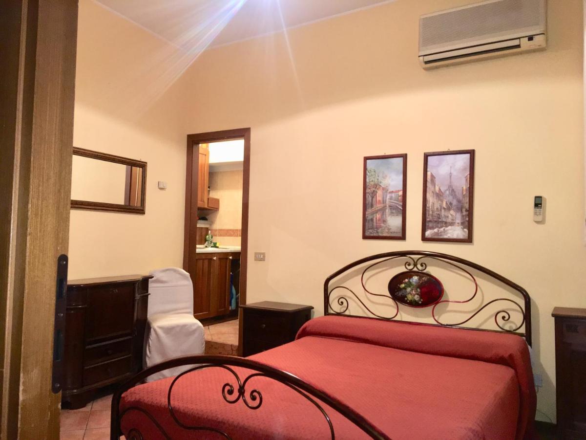 On The Corner With Piazza Duomo Apartamento